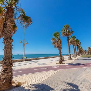 Beach sight 3 bedroom apartment